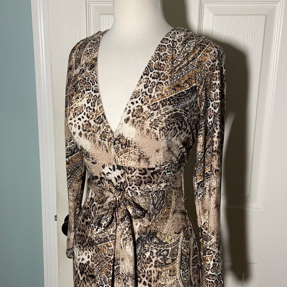 EBBY and I leopard print dress - Picture 3 of 13